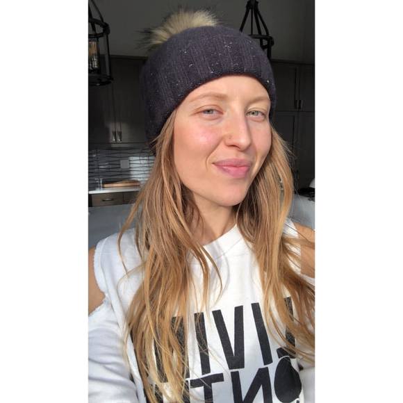 Meet your Posher, Ali - Picture 1 of 1